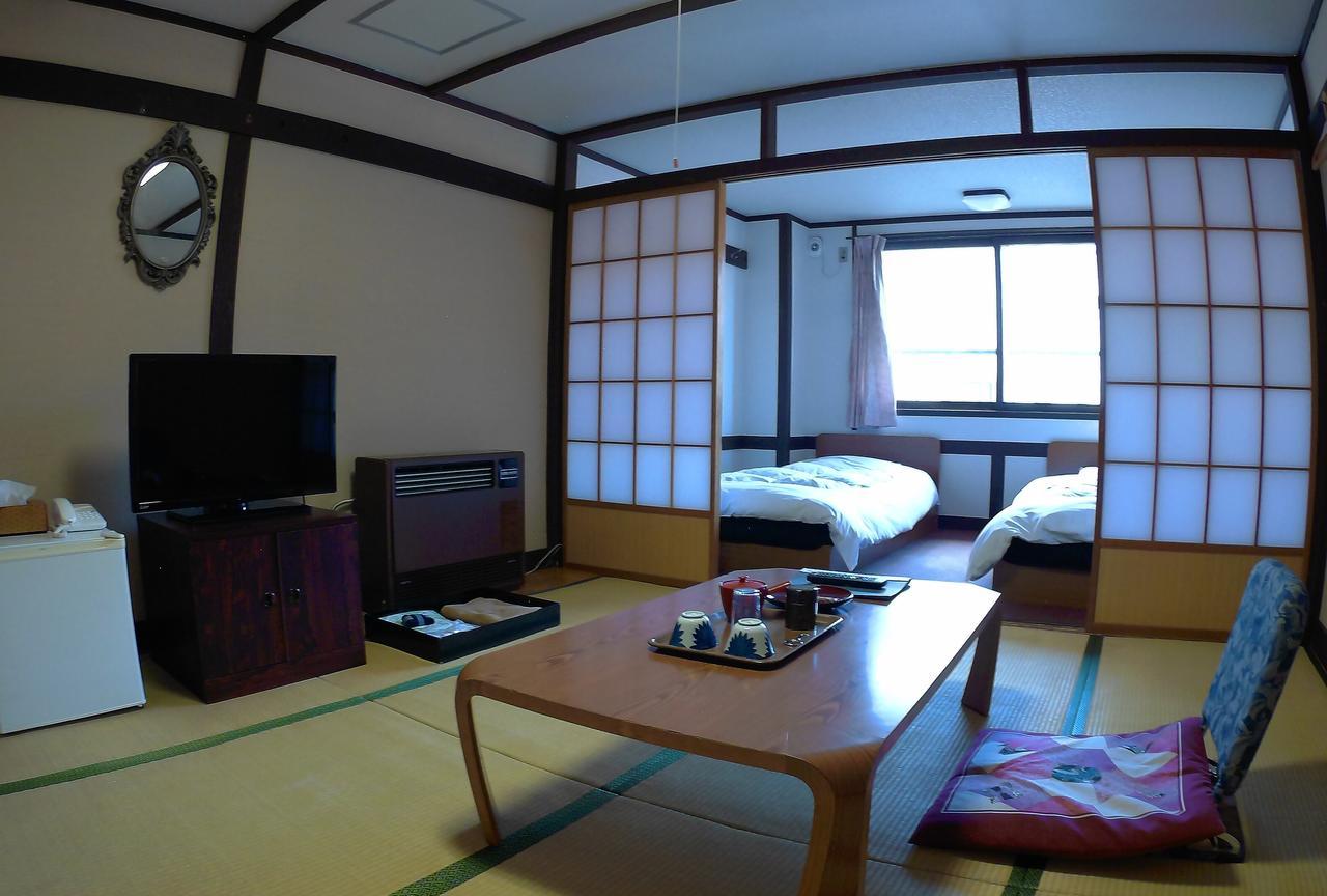 Shiga Palace Hotel Яманути Экстерьер фото