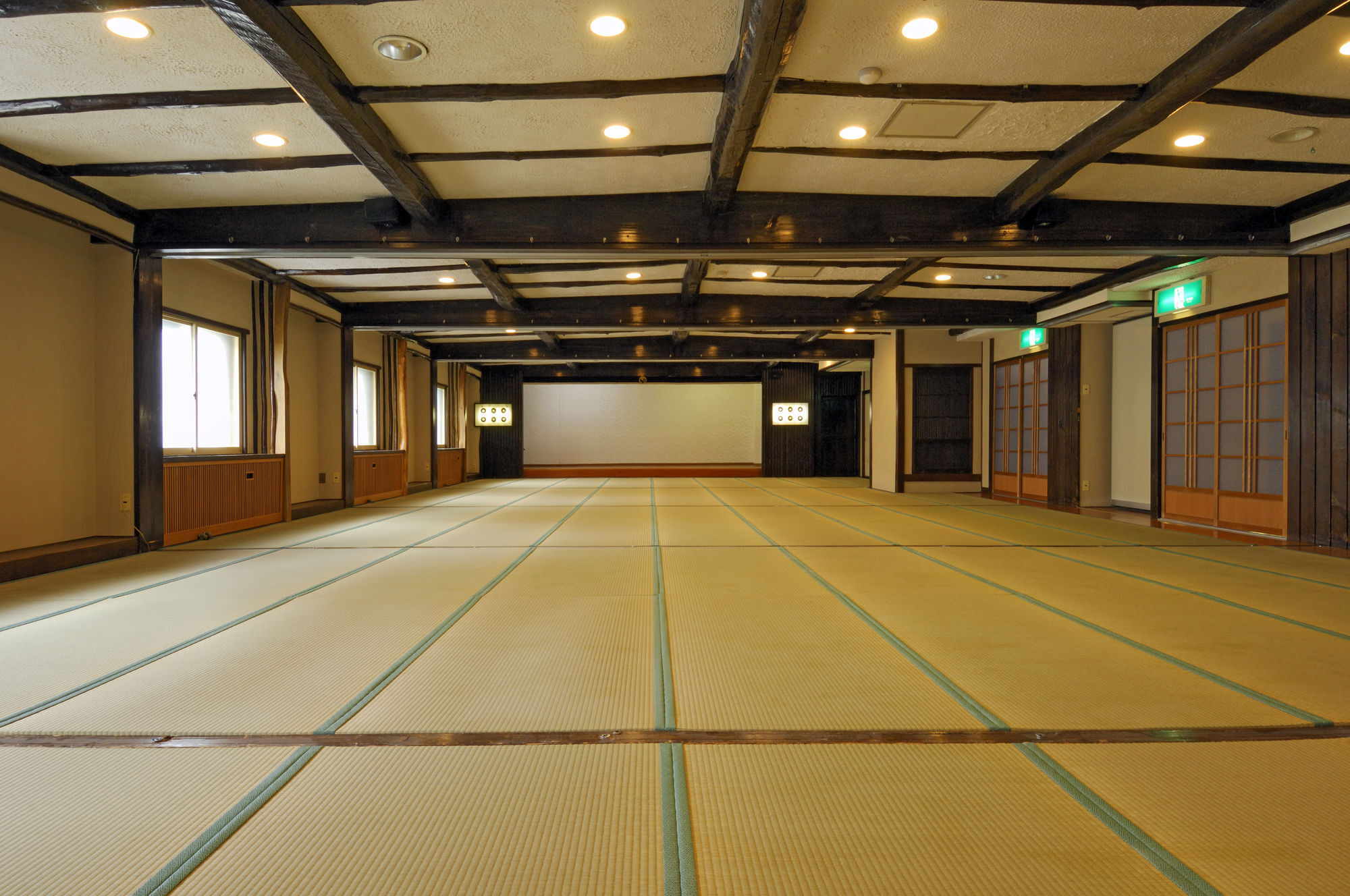 Shiga Palace Hotel Яманути Экстерьер фото